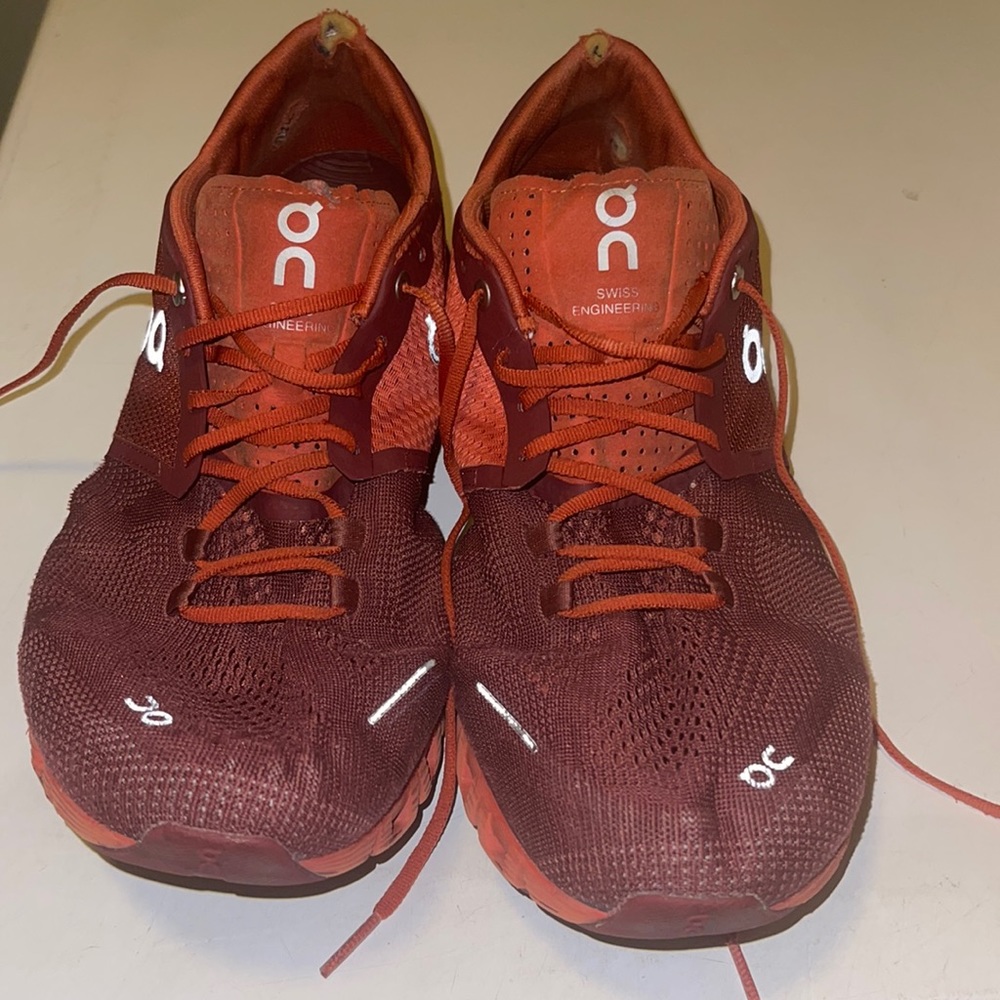 On Running Cloud X Trainers Size 11.5